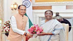 राष्ट्रपति द्रौपदी मुर्मू से मिले मुख्यमंत्री शिवराज, पीबीडी सम्मेलन की दी जानकारी