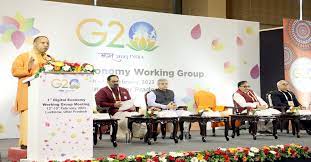 वसुधैव कुटुम्बकम के भाव के साथ दुनिया को परिवार के रूप में आगे बढ़ाएगी डिजिटल इकॉनमी : योगी
