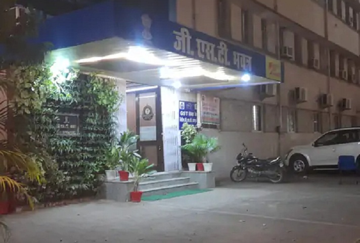 मप्रः सात लाख की रिश्वत लेते पकड़े गए सीजीएसटी अधिकारी छह दिनों की रिमांड पर