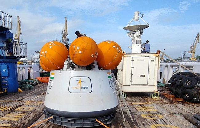 इसरो और नौसेना ने 'मिशन गगनयान' के लिए पूरे किये हार्बर रिकवरी परीक्षण