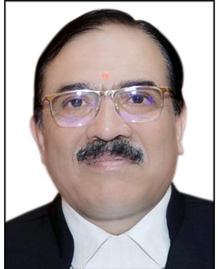 न्यायमूर्ति दीपक कुमार तिवारी आज  छत्तीसगढ़ उच्च न्यायालय के स्थायी जज के रूप में शपथ लेंगे