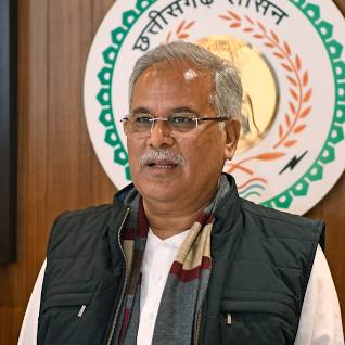  पूर्व प्रधानमंत्री स्वर्गीय श्री राजीव गांधी ने 21वीं सदी के आधुनिक भारत की रखी आधारशिला : श्री भूपेश बघेल