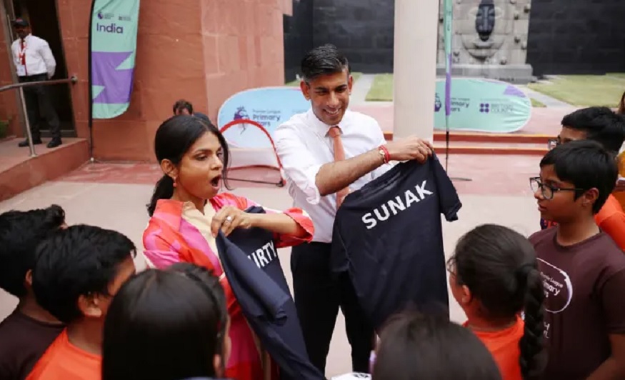 जी-20ः ब्रिटेन के प्रधानमंत्री ऋषि सुनक दिल्ली के स्कूली बच्चों से मिले