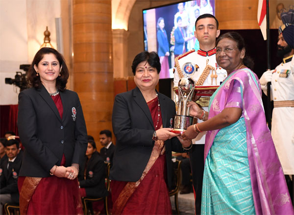 राष्ट्रपति द्रौपदी मुर्मू ने प्रदान किये राष्ट्रीय सेवा योजना पुरस्कार