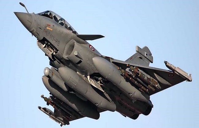 वायु सेना को मल्टी रोल फाइटर एयरक्राफ्ट की फाइल पर सरकार के संकेत का इंतजार