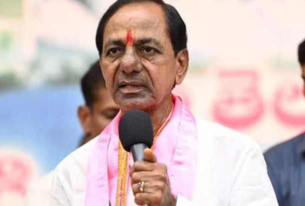 तेलंगाना विस चुनाव : बीआरएस के घोषणा पत्र में बीपीएल परिवारों को 400 रुपये में गैस सिलेंडर देने का वादा