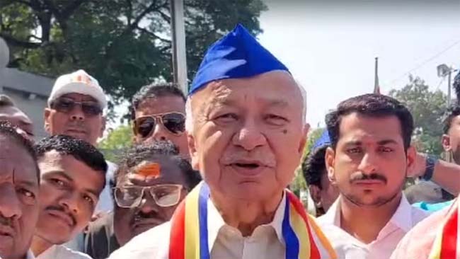 विजयादशमी पर गोरक्षपीठाधीश्वर योगी ने गुरु गोरखनाथ का किया विशिष्ट पूजन