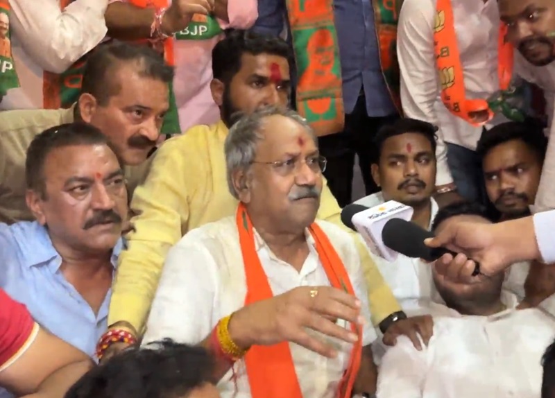 चुनाव प्रचार के दौरान बैजनाथ पारा में बृजमोहन पर हमला...