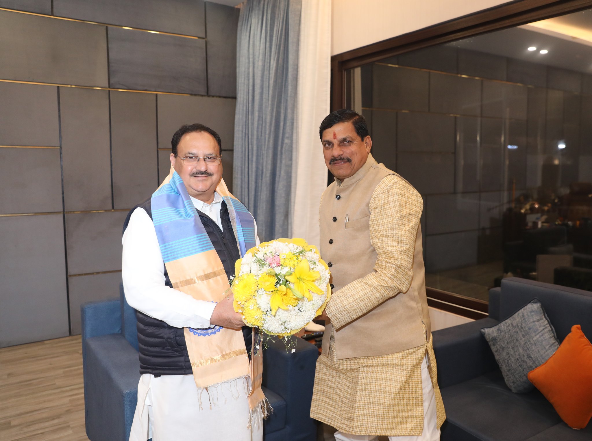 मप्र मंत्रिमंडल का विस्तार आज 20 मंत्री ले सकते हैं शपथ