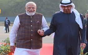प्रधानमंत्री नरेंद्र मोदी ने यूएई के राष्ट्रपति मोहम्मद बिन जायद अल नाहयान के साथ गुजरात में रोड शो किया