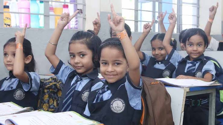 22 जनवरी को 2:30 बजे तक बंद रहेंगे सरकारी कार्यालय, स्कूलों में भी छुट्टी