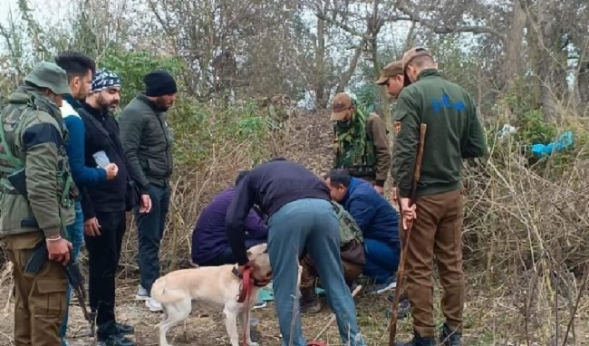 कठुआ जिले के शेरपुर इलाके में मिले विस्फोटक उपकरण किए गए निष्क्रिय