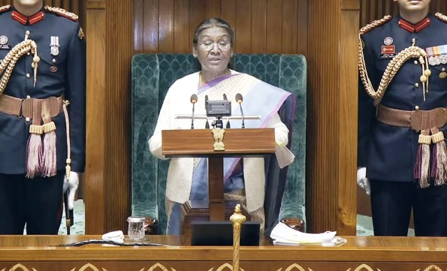 राष्ट्रपति ने नए संसद भवन में नीतियों पर सार्थक संवाद की उम्मीद जताई