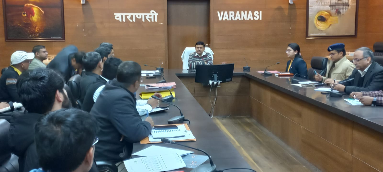 उत्तर प्रदेश क्रिकेट एसोसिएशन के पदाधिकारी भी हुए शामिल-गंजारी में बनने वाले अंतर्राष्ट्रीय क्रिकेट स्टेडियम को लेकर बैठक