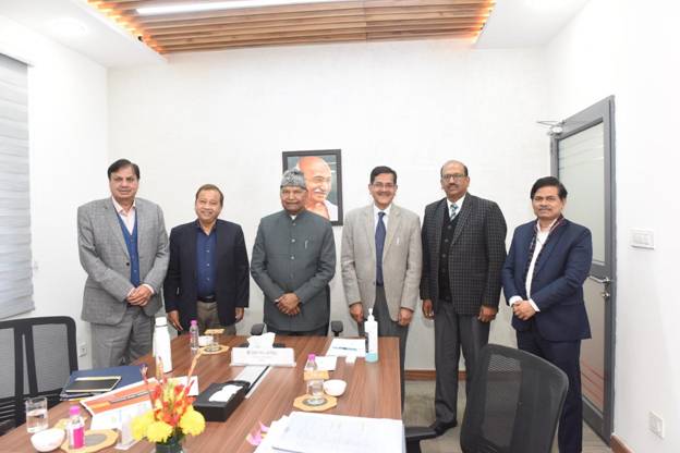 एक राष्ट्र एक चुनाव पर राज्य चुनाव आयुक्तों के साथ उच्च स्तरीय समिति ने की बैठक