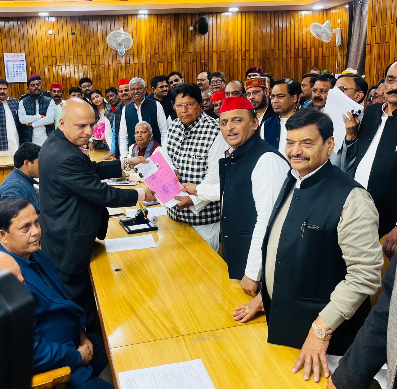 राज्यसभा चुनावः सपा से जया बच्चन, रामजी लाल सुमन और आलोक रंजन ने भरा पर्चा