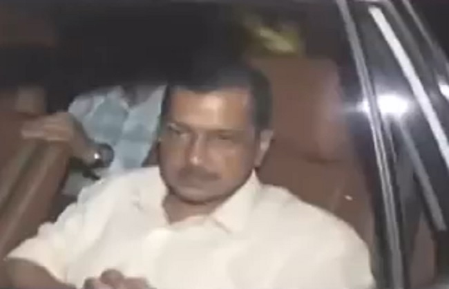 ईडी ने दिल्ली के मुख्यमंत्री अरविंद केजरीवाल को किया गिरफ्तार