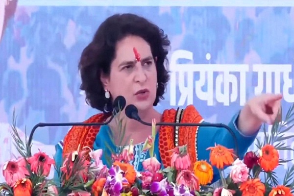 उत्तराखंड में बोलीं प्रियंका- खुद की तारीफ खुद करते हैं मोदी, सब भ्रष्ट केवल वही पाक