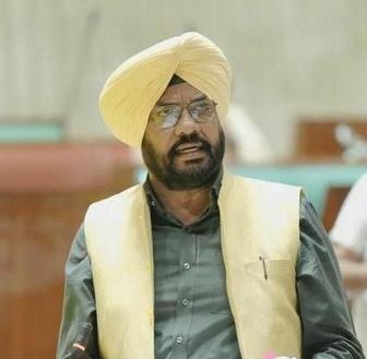 पंजाब मंत्रिमंडल में संजीव अरोड़ा की एंट्री के कुछ समय बाद ही कैबिनेट मंत्री धालीवाल का इस्तीफा