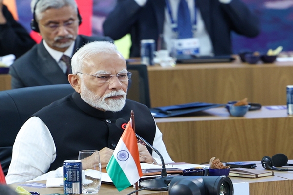 ब्रिक्स के ज़रिए बहुध्रुवीय विश्व की वकालत: पीएम मोदी ने AI शिखर सम्मेलन के लिए दिया आमंत्रण