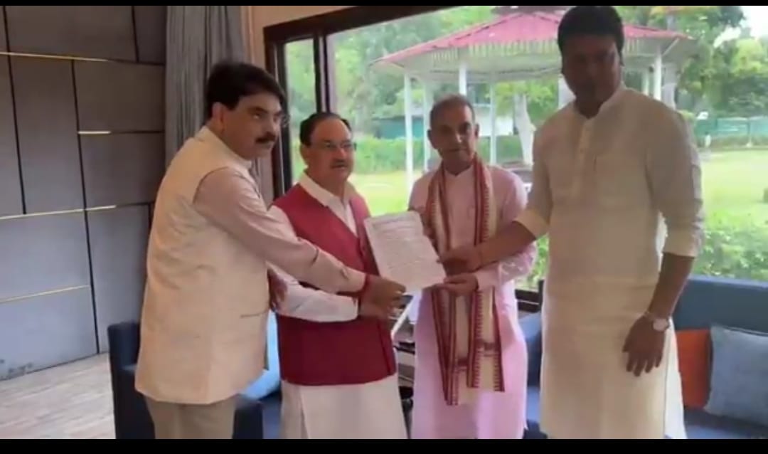 कोलकाता लॉ छात्रा गैंगरेप मामले में भाजपा की टीम ने नड्डा को सौंपी रिपोर्ट