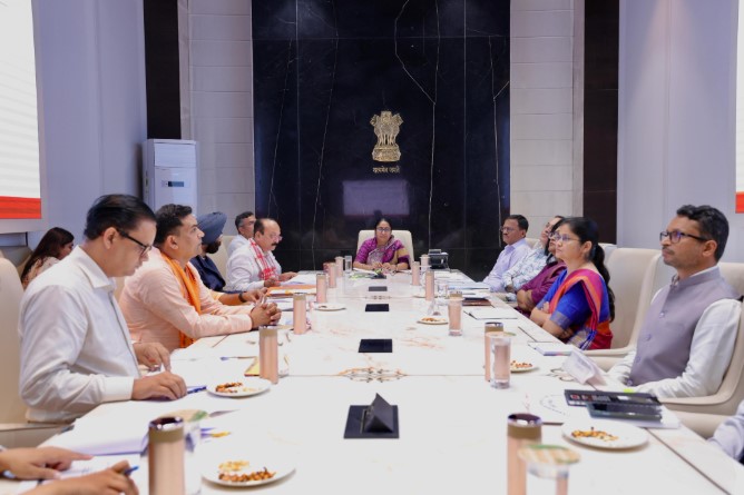 दिल्ली कैबिनेट का फैसला: ओलंपिक गोल्ड मेडल जीतने पर 7 करोड़, 1200 छात्रों को मुफ्त लैपटॉप और 175 स्कूलों में आईसीटी लैब