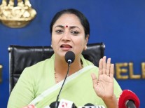 दिल्ली में इलेक्ट्रिक वाहन नीति मार्च 2026 तक बढ़ी, ग्रीन दिल्ली मिशन को मिलेगी रफ्तार