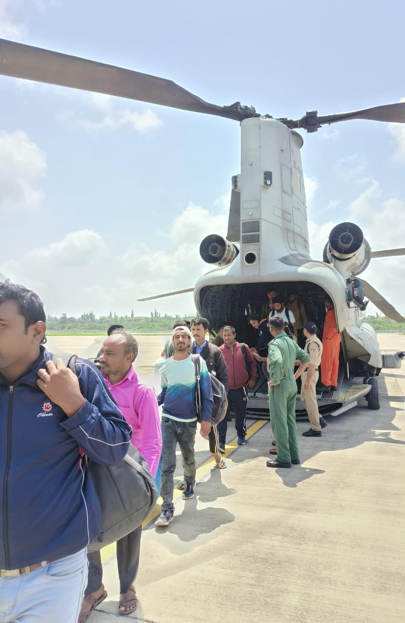 धराली आपदा: हर्षिल क्षेत्र से 367 यात्रियों का रेस्क्यू, 16 लापता
