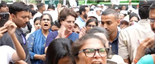 एसआईआर के विरोध में विपक्ष का प्रदर्शन, राहुल, अखिलेश सहित कई नेताओं को पुलिस ने हिरासत में लिया