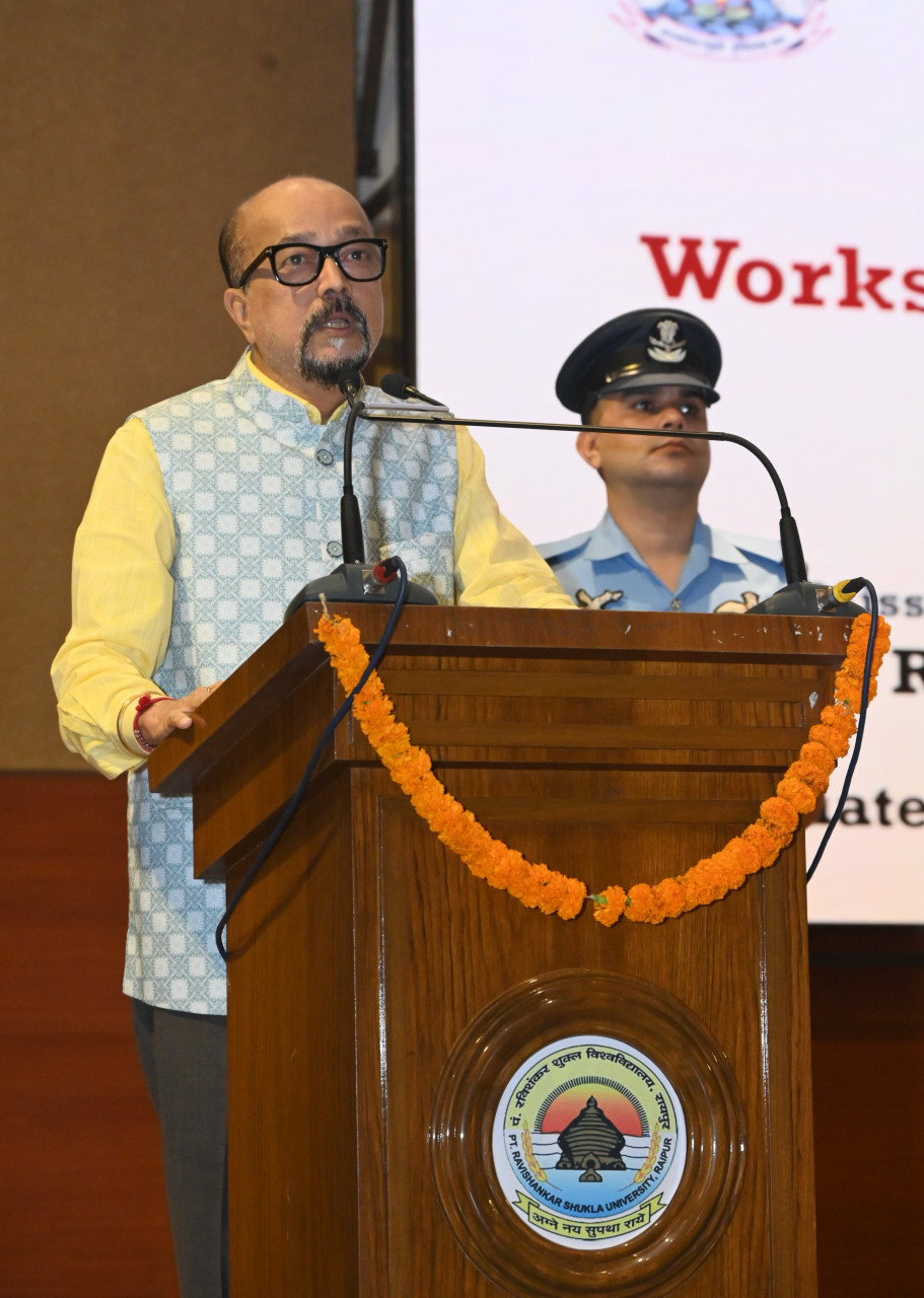 छत्तीसगढ़ : डिजिटल तकनीक का उपयोग करें लेकिन उस पर निर्भरता से बचें - राज्यपाल श्री डेका