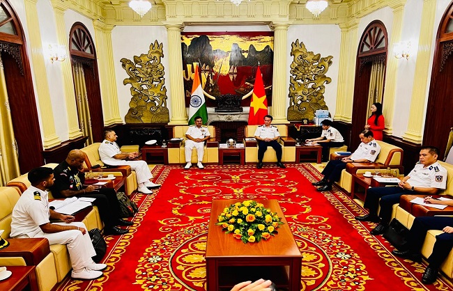 भारत और वियतनाम तटरक्षक बल संयुक्त गतिविधियां जारी रखने पर सहमत