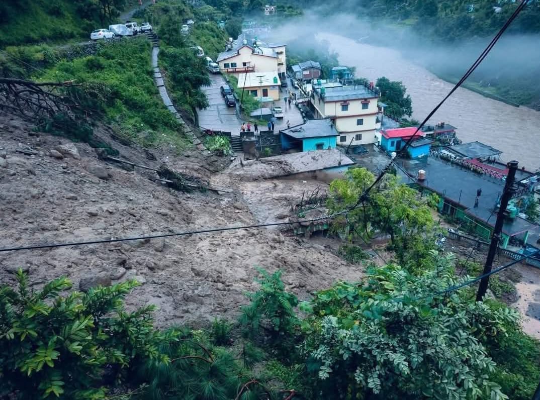 उत्तराखंडः चमोली के थराली में टुनरी गदेरे में आई बाढ़ से तबाही, तहसील परिसर समेत कई घरों में भरा मलबा, दो लापता