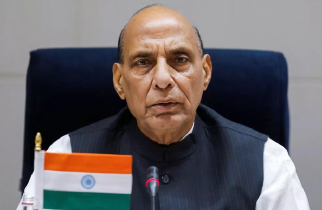  राजनाथ सिंह आज मप्र के प्रवास पर, महू में भारतीय सेना के कार्यक्रम में होंगे शामिल