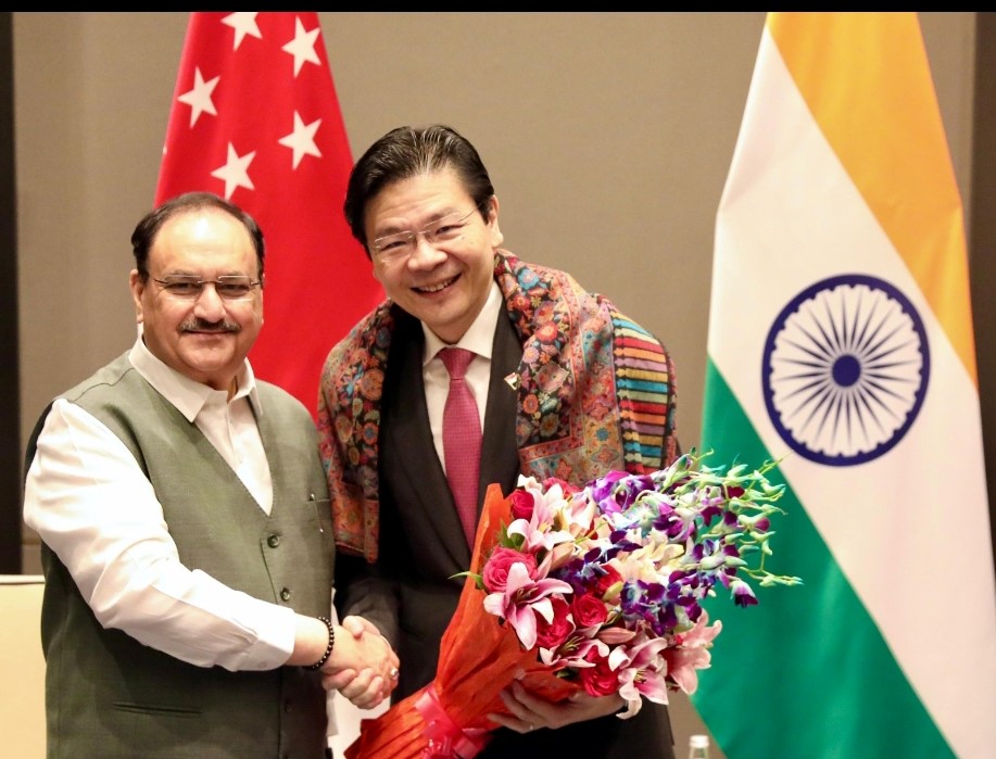 भाजपा अध्यक्ष जेपी नड्डा ने सिंगापुर के प्रधानमंत्री लॉरेंस वोंग से की मुलाकात