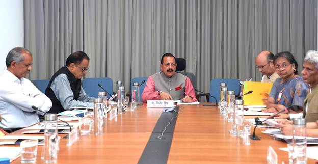 विज्ञान सचिवों के साथ डॉ. जितेन्द्र सिंह की उच्च-स्तरीय समीक्षा बैठक, स्टार्टअप्स को प्रोत्साहन देने के दिए निर्देश