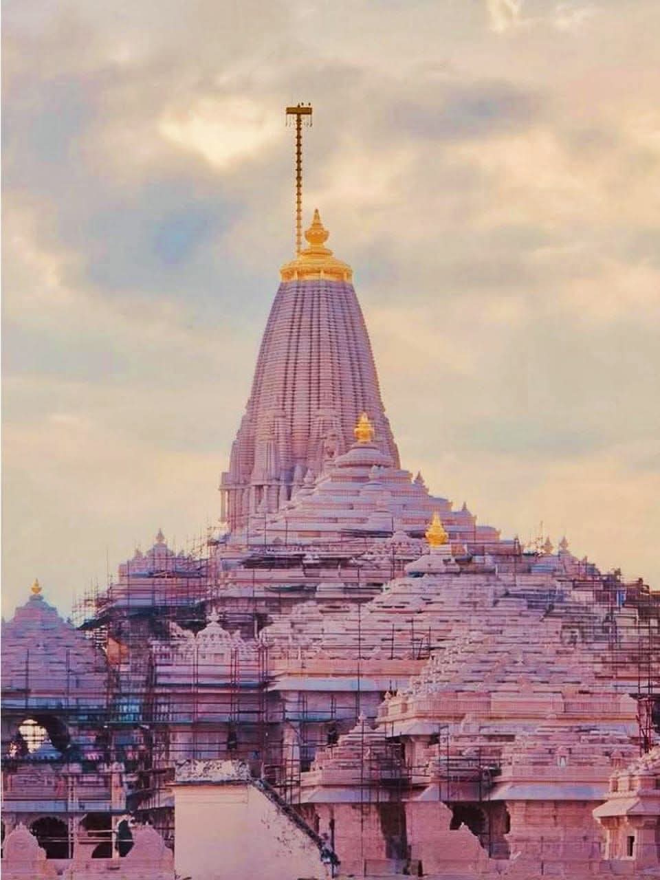 चंद्रग्रहण के कारण 7 सितंबर को दोपहर 12:30 बजे बंद होंगे राम मंदिर के दर्शन, 8 सितंबर को नियमित समय से खुलेंगे