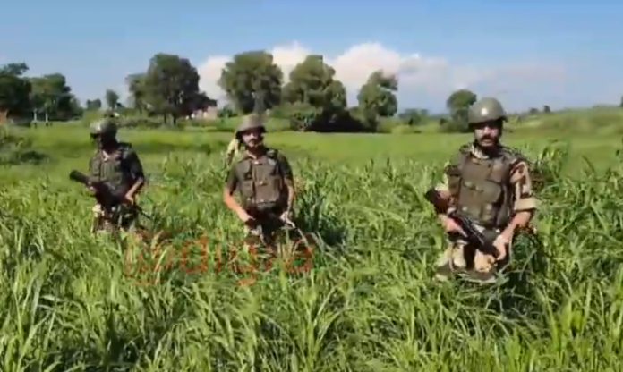 राजौरी जिले के धार सखरी गाँव व उधमपुर जिले में आतंकवाद रोधी अभियान जारी