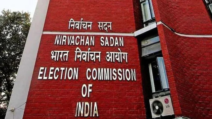 मतदान के लिए EPIC के साथ 12 वैकल्पिक फोटो पहचान पत्र भी मान्य: चुनाव आयोग
