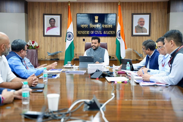  नागरिक उड्डयन मंत्री राममोहन नायडू ने एयरलाइनों से त्योहारी सीजन में हवाई किराए उचित रखने का आग्रह किया