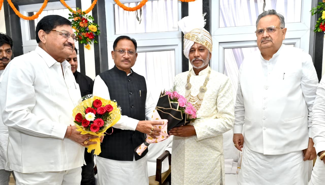 छत्तीसगढ़ : मुख्यमंत्री  साय गुरु खुशवंत साहेब के गृहप्रवेश कार्यक्रम में हुए शामिल