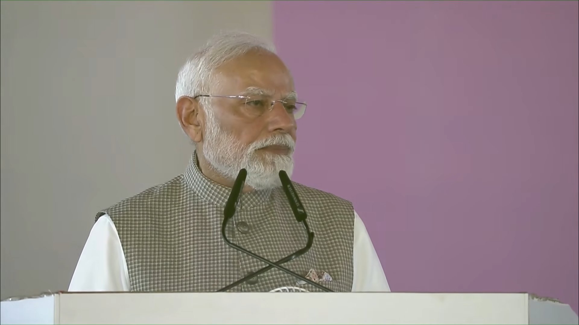 प्रधानमंत्री ने रोजगार मेले में कहा, युवा सशक्तिकरण उनकी सरकार की सर्वोच्च प्राथमिकता