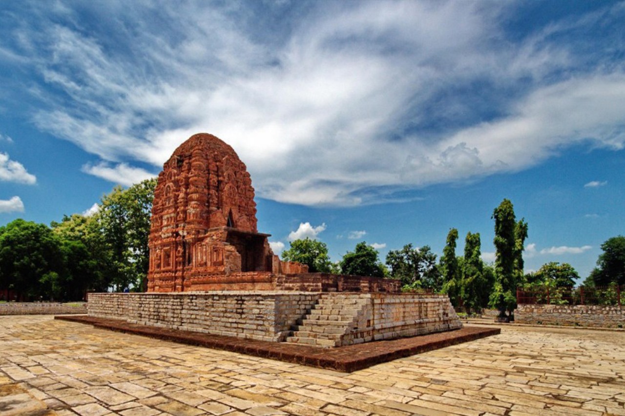 विशेष लेख : सिरपुर : संस्कृति, इतिहास और अध्यात्म का संगम जहां इतिहास बोलता है, संस्कृति मुस्कुराती है और अध्यात्म सांस लेता है