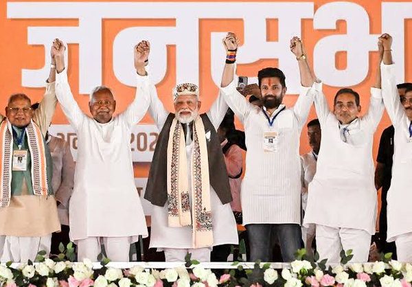 बिहार में नई सरकार गठन की तैयारी तेज, एनडीए ने तेज की बैठकों की दौर