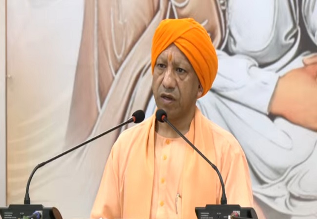 उत्तर प्रदेश में अवैध घुसपैठिओं के खिलाफ होगी सख्त कार्रवाई, मुख्यमंत्री ने दिए निर्देश