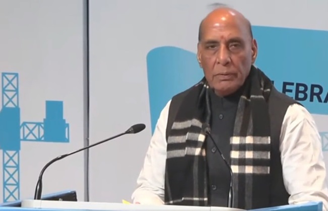  आने वाले दशक में भारत शिपबिल्डिंग, शिप रिपेयर और समुद्री इनोवेशन का ग्लोबल हब बनेगा : राजनाथ