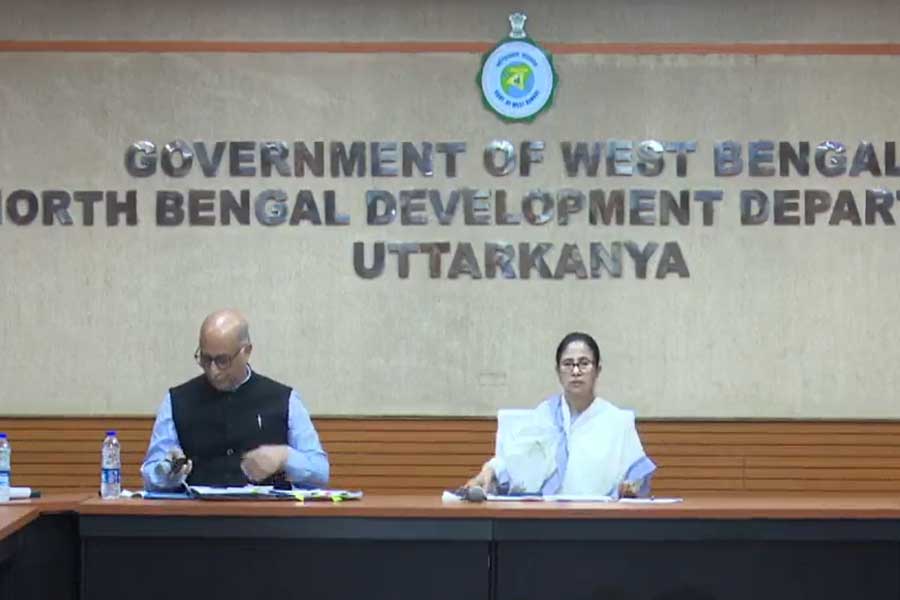   वंदे मातरम् के 150 वर्ष पर बयान को लेकर ममता बनर्जी का प्रधानमंत्री पर बाेला हमला