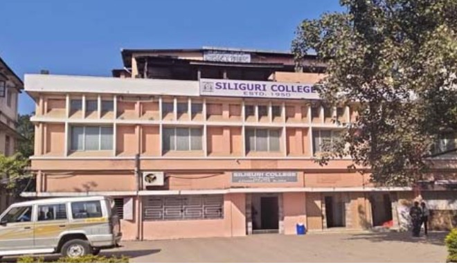 सिलीगुड़ी कॉलेज में पलक मुच्छल का लाइव कॉन्सर्ट, सुरक्षा व्यवस्था कड़ी