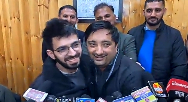 आईजीएमसी मारपीट मामला: हड़ताल की वजह बने विवाद का शांत अंत, डॉक्टर और मरीज ने गले मिलकर खत्म की कड़वाहट