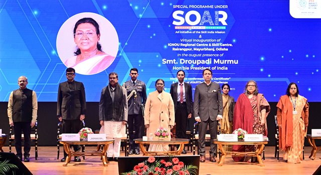  भारत जैसे युवा देश के लिए एआई सकारात्मक बदलाव का बड़ा अवसर: राष्ट्रपति