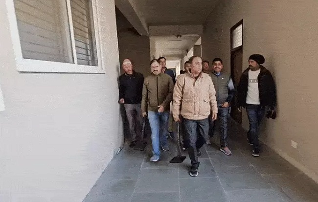 मध्य प्रदेश के रीवा जिला न्यायालय को बम से उड़ाने की धमकी, वकीलों के चेंबर खाली कराए गए